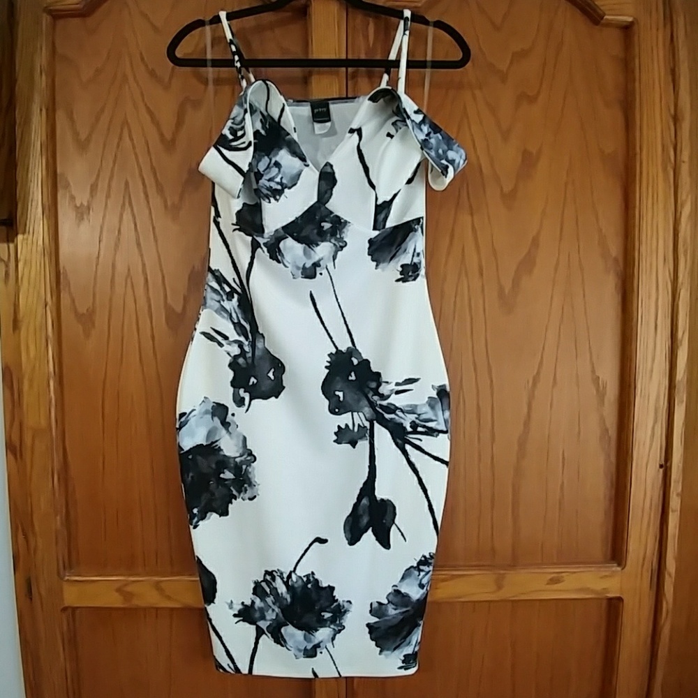 NWOT Black and White Floral Dress